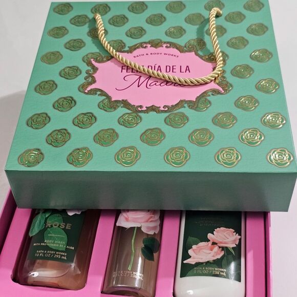 Bath & Body Works Rose Mother's Day Full Size 4 Piece Body Care Set in Gift Box - Picture 4 of 11